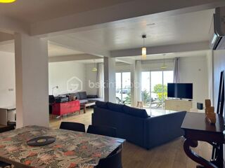 Vente Propriété/Château Maison/ensemble immobilier de 262m² au Tévelave Les avirons