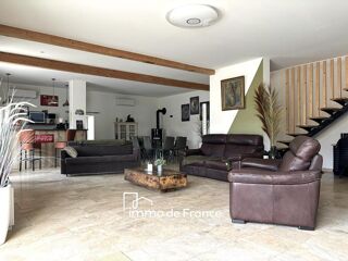  Remise / Grange à vendre 6 pièces 263 m²