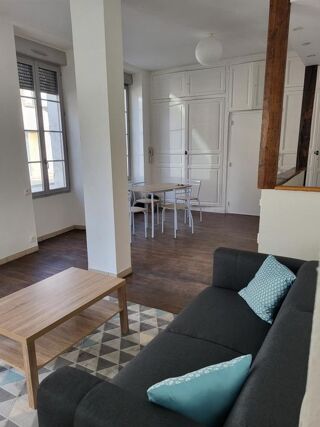  Appartement à louer 2 pièces 47 m²