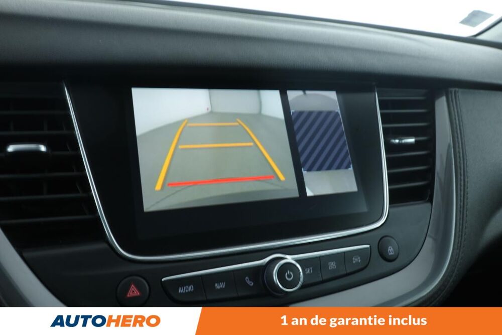 Grandland x 1.2 Turbo Elegance Business 130 ch 2021 occasion 92130 Issy-les-Moulineaux
