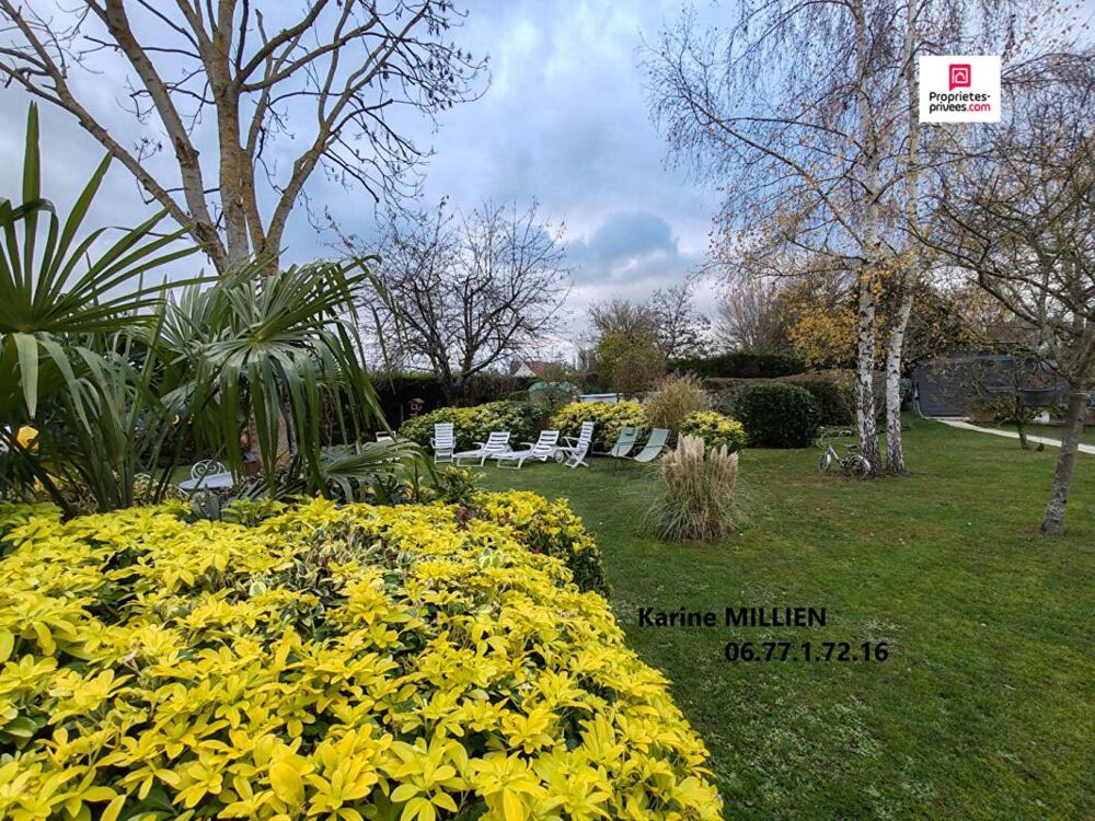Vente Maison SAUSSAY 28260 Maison individuelle - 1 étage - 4 chambres - Double garage dont 1 partie aménagée en studio indépendant - Piscine Saussay