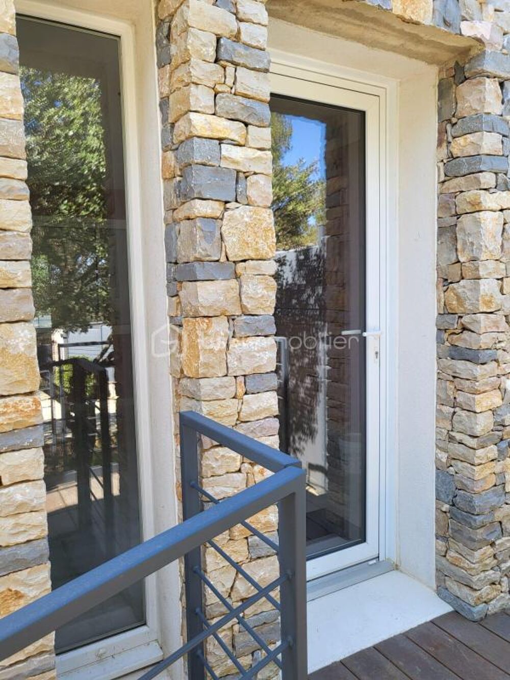 � vendre  Propri�t�/ch�teau Nimes (30900)