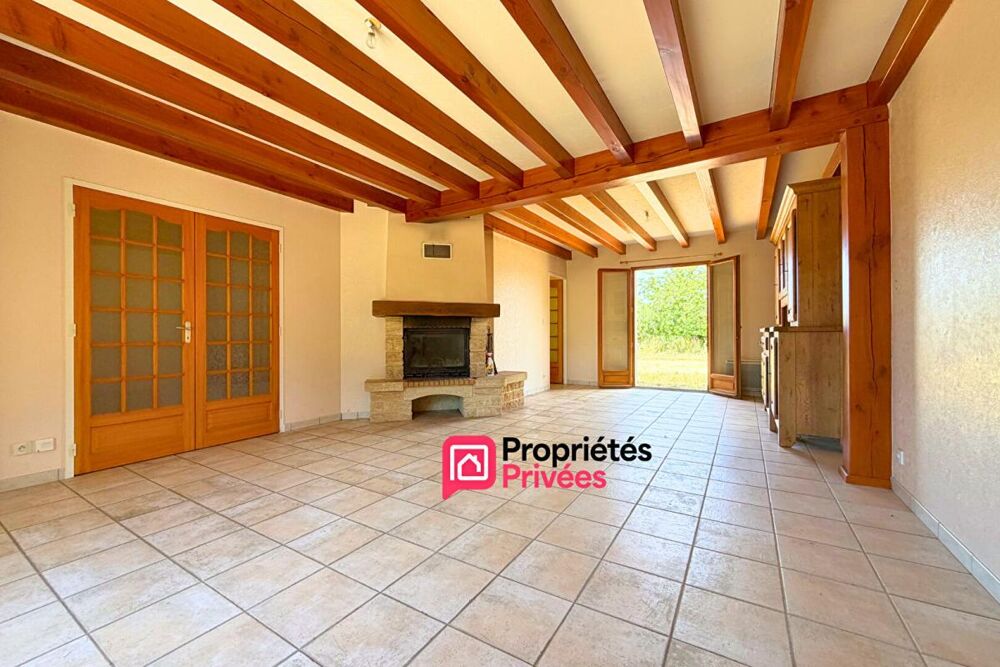Maison T5 à vendre de 116 m² avec sous-sol complet et combles aménageables à Saint Gervais D'Auvergne 63390