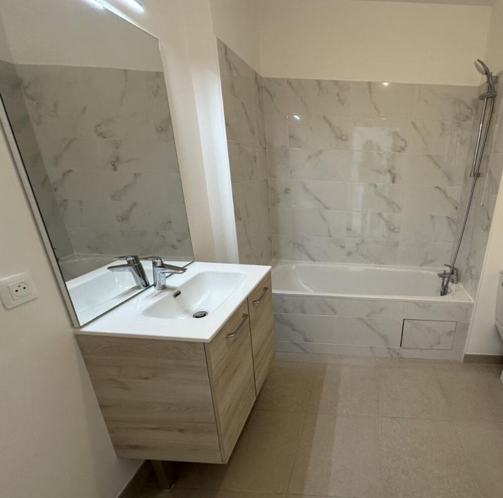 T2 neuf avec balcon et parking à Mainvilliers