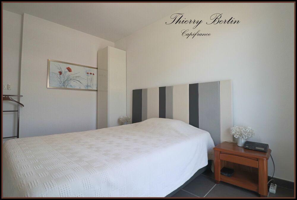 à vendre  Appartement Fréjus (83600)