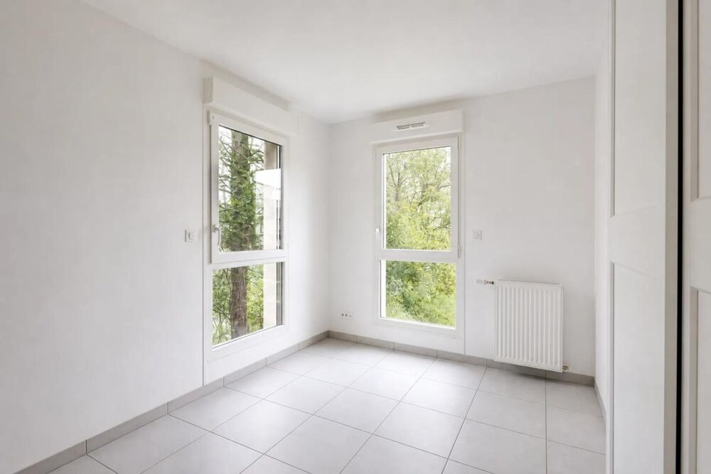 Duplex moderne avec terrasses, stationnement Craponne centre