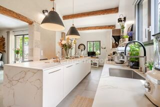  Maison � vendre 6 pi�ces 257 m�