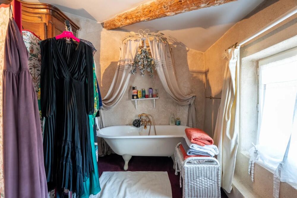 Vente Propriété/Château Bouc-Bel-Air – Grande Propriété Familiale avec Dépendance T3 Bouc bel air