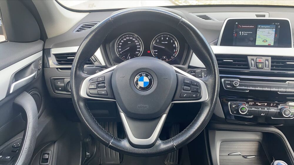 X1 F48 sDrive 18i 140 Business Design 2019 occasion 91320 Wissous