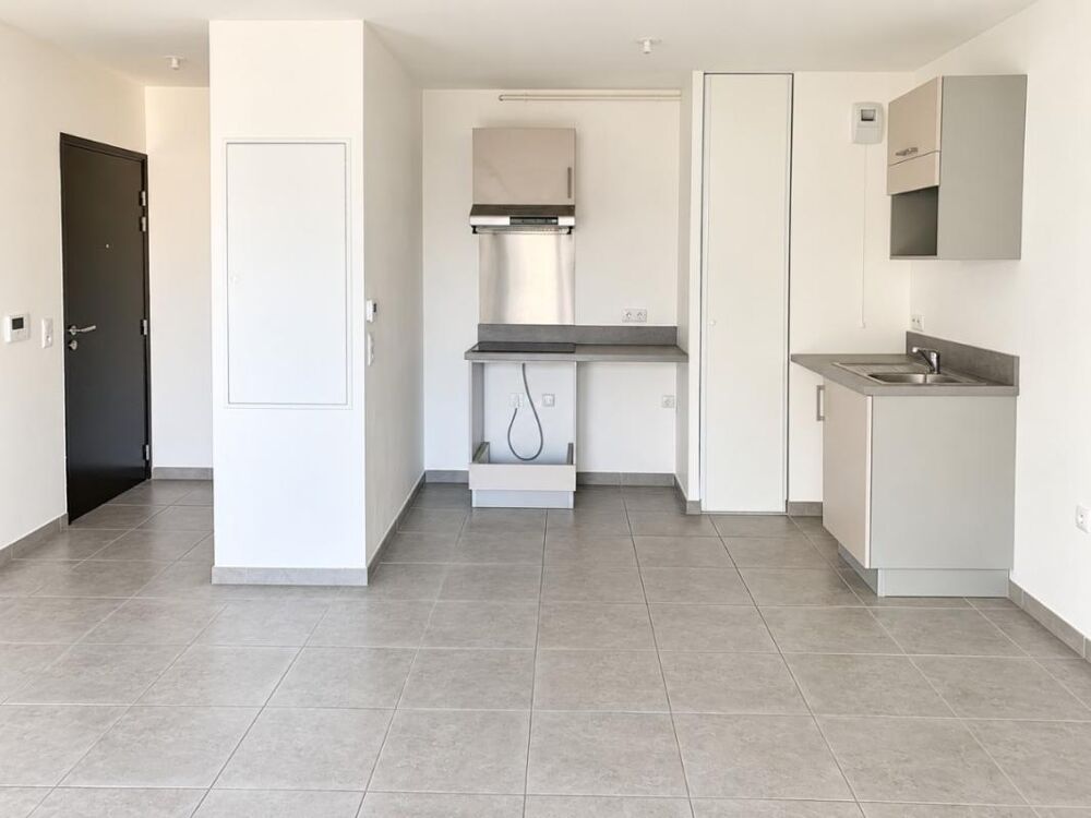 Location Appartement T3 avec balcon et parking à Toulon Toulon
