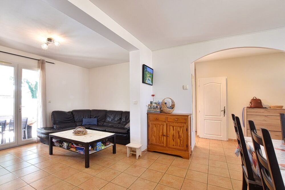 Villa familiale avec piscine et garage