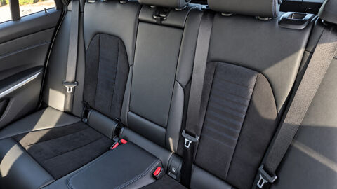 S&eacute;rie 3 Touring 330e 292 Plug in Hybrid Steptronic8 M Sport - Automa 2020 occasion 72650 Saint Saturnin