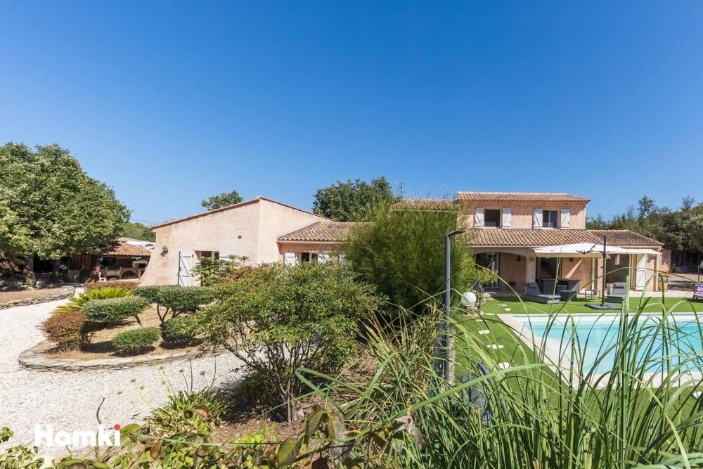 Vente Maison Maison/Villa T6 de 220 m² à Lorgues 83510 Lorgues