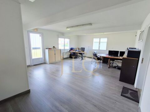 Le camp de base des b&acirc;tisseurs - 200 m&sup2; de locaux professionnels 350000 28130 Maintenon