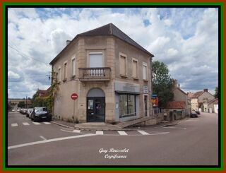  Immeuble à vendre 10 pièces 211 m²