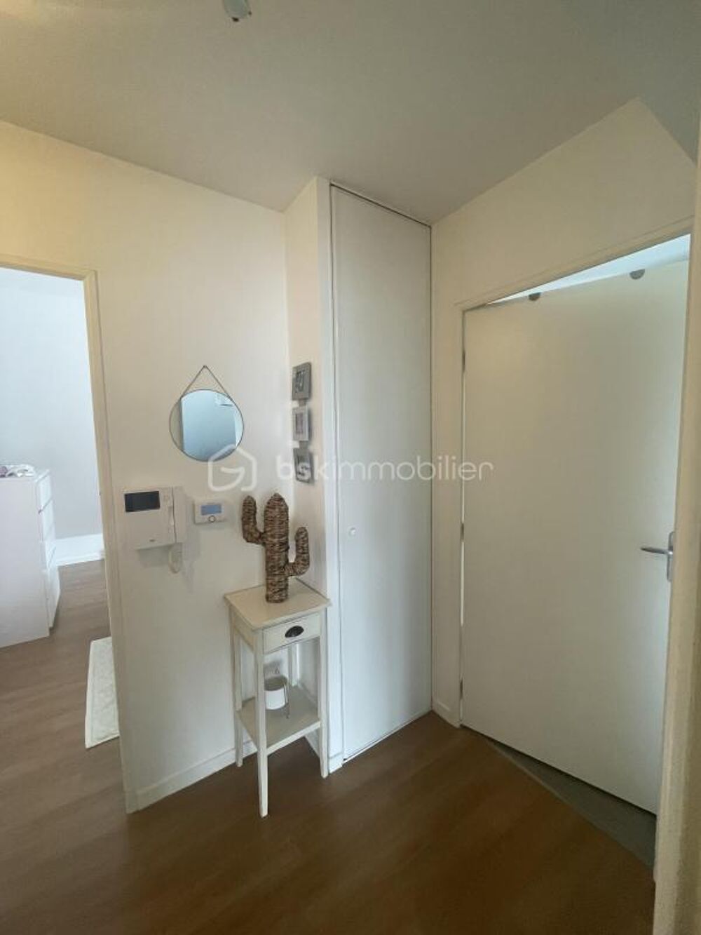 APPARTEMENT T3 LUMINEUX AVEC GRAND BALCON SUD  LHERMITAGE (35590) ?