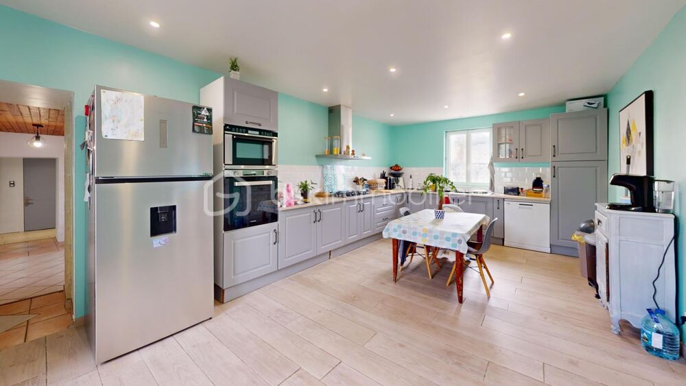 Vente Maison Maison 5 pièces 145 m2 Tanzac