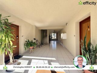  Immeuble à vendre 12 pièces 296 m²