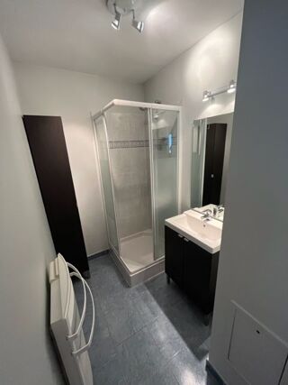  Appartement à louer 1 pièce 35 m² Montigny le bretonneux