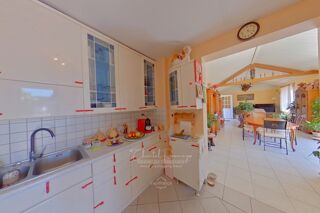  Viager  vendre 5 pices 130 m Nazelles negron