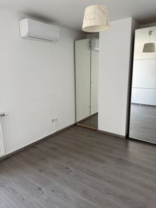  Appartement à louer 4 pièces 88 m²