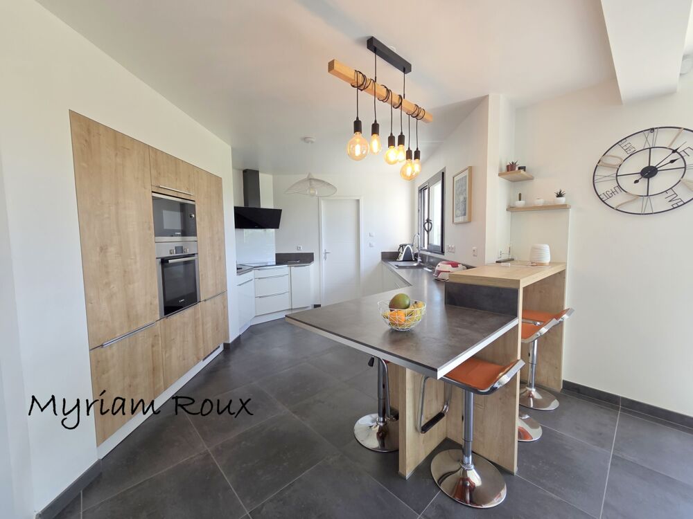 Vente Maison VENNECY(45) Maison à vendre 6 pièces, 4 chambres, jardin Vennecy