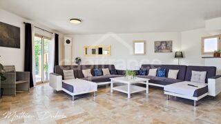  Villa à vendre 9 pièces 240 m²