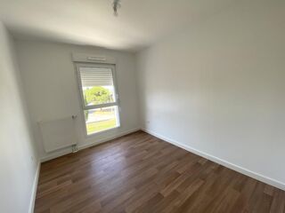  Appartement � louer 5 pi�ces 94 m� Chartres