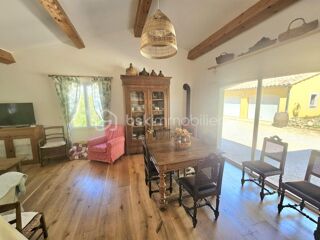  Propriété/château à vendre 7 pièces 158 m²