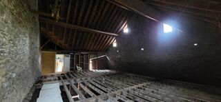  Remise / Grange à vendre 2 pièces 220 m²