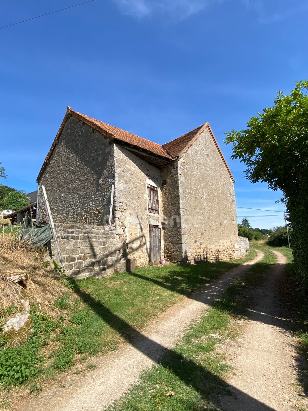 Vente Ferme Une fermette de caractère à réinventer… Laissez libre cours à vos projets ! Saint romain sous gourdon