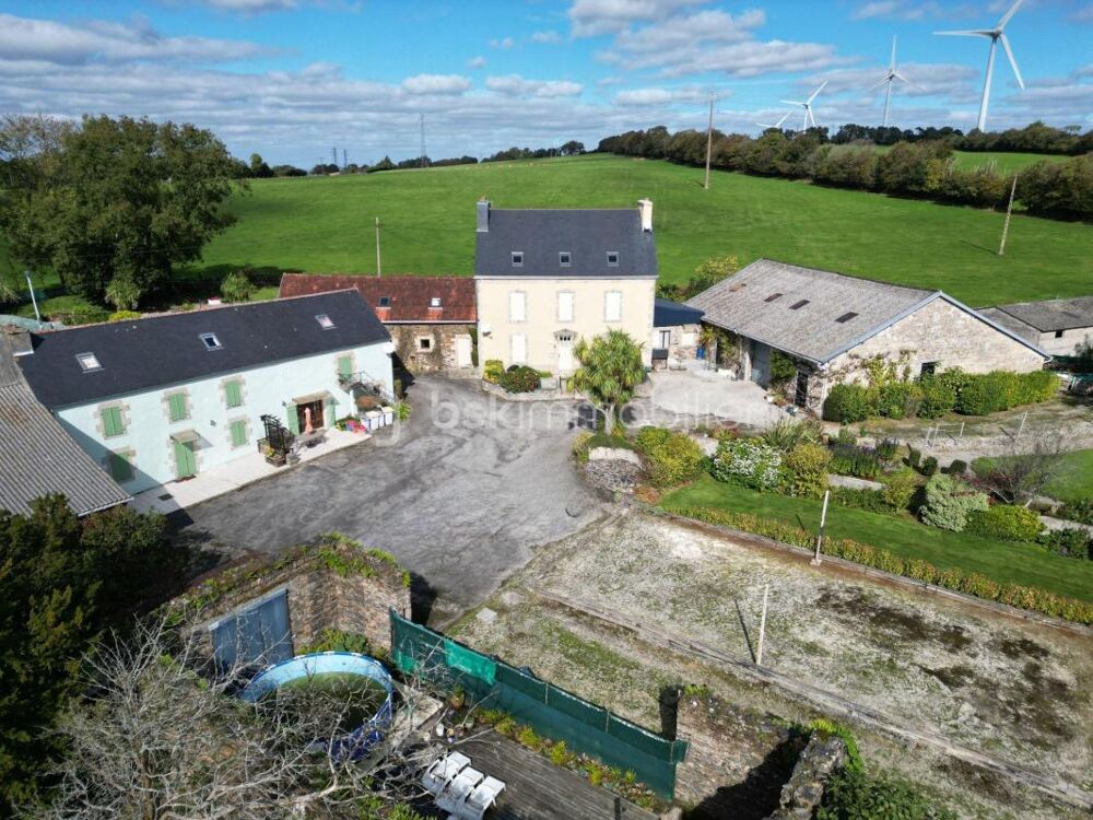 Vente Maison Ensemble immobilier comprenant une maison d'habitation et 3 gîtes Saint coulitz