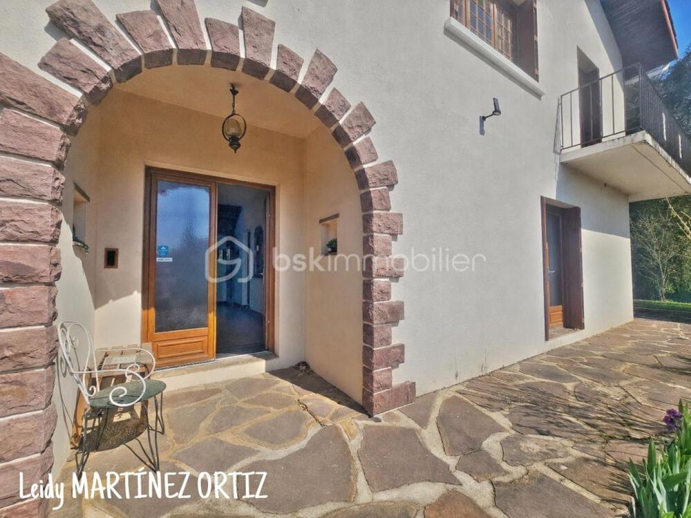 Charmante maison familiale, 190m², 5 grandes chambres, parking, garage, terrain arboré