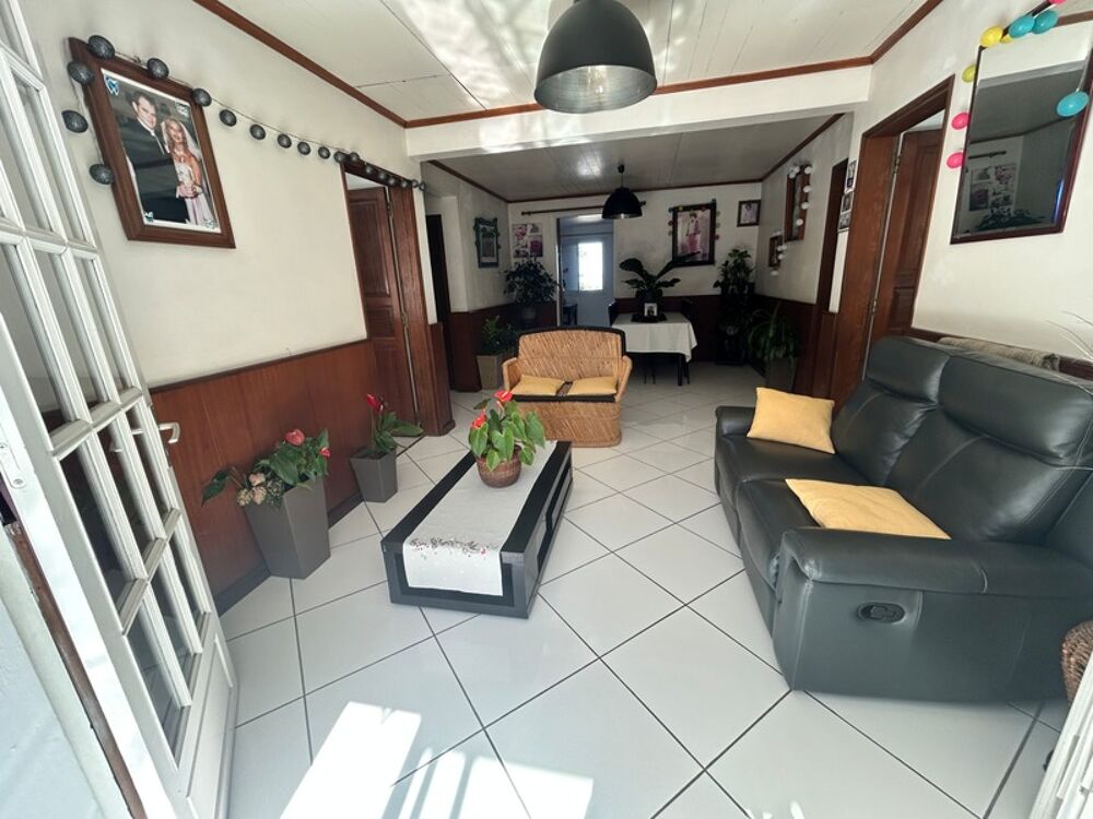 Vente Maison Le Tampon PK17 – Maison F5 de plain-pied 145 m² avec grande varangue sur terrain de 619 m² La plaine des cafres