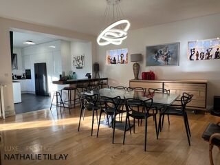  Maison  vendre 8 pices 215 m