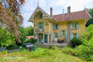  Maison à vendre 10 pièces 298 m²
