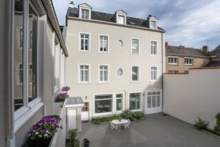  Maison � vendre 8 pi�ces 275 m�