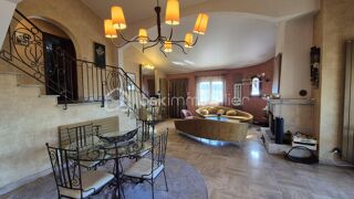  Villa à vendre 5 pièces 137 m²