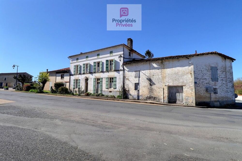 Grande maison de bourg de 193 m2 - 1 logement indépendant avec nombreuses et grandes dépendances