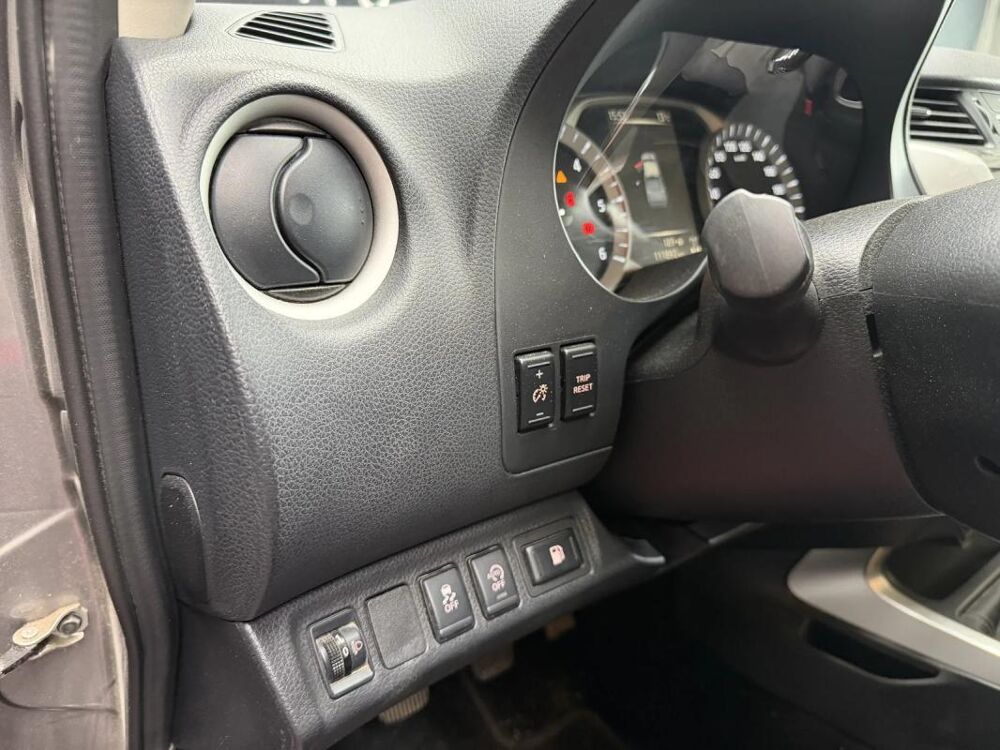 Navara NP300 Visia King Cab 4x2 Chassis dCi Diesel 2018 occasion 73000 Chambery