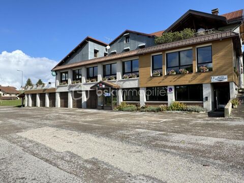 À VENDRE : Murs et Fonds de commerce  Hôtel-Restaurant 'Le Préfilet' - Septmoncel (Jura) 790000 39310 Septmoncel