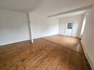  Appartement à louer 3 pièces 78 m²