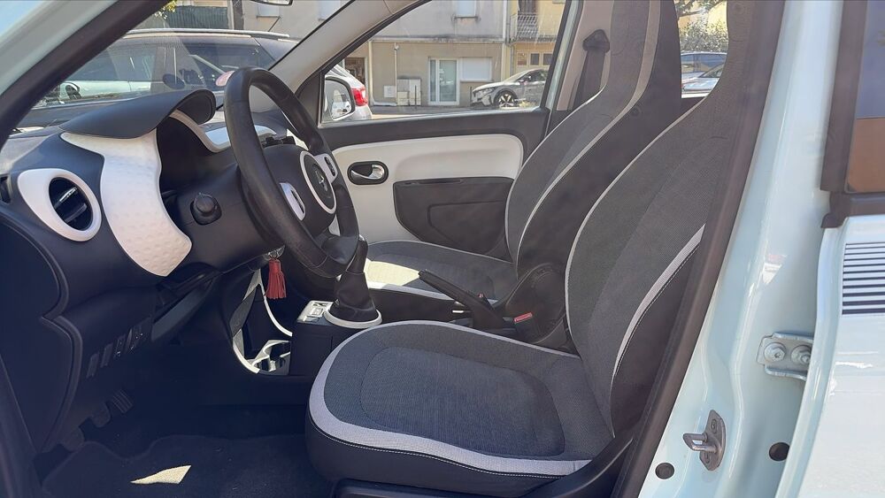 Twingo III 1.0 SCe 69 Limited - Premi&egrave;re main 2018 occasion 69780 Mions