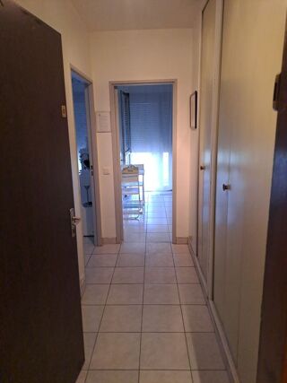  Appartement à louer 1 pièce 33 m²