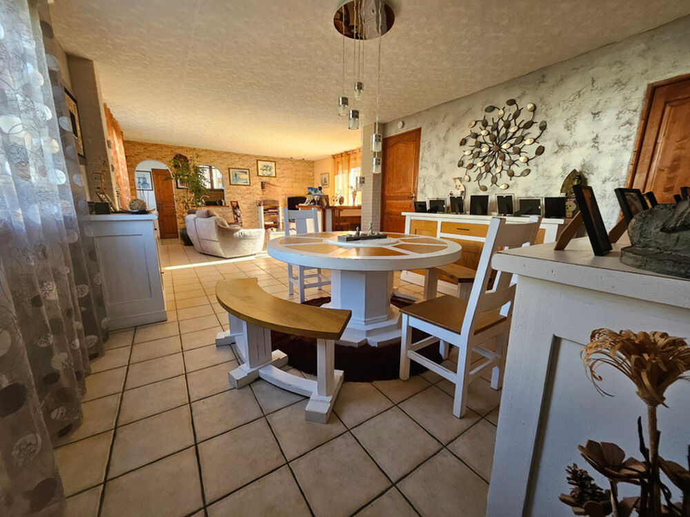 Vierzon secteur calme,maison individuelle de près de 130m2 sans travaux