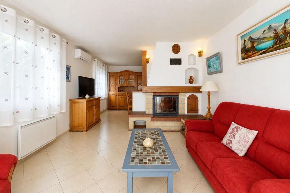 Spacieuse maison 7 pièces avec grand jardin