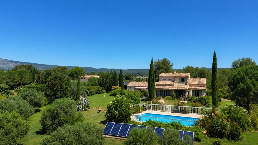 Vente Propriété/Château POURRIÈRES – PROPRIÉTÉ FAMILIALE AVEC DEUX HABITATIONS, PISCINE Pourrieres