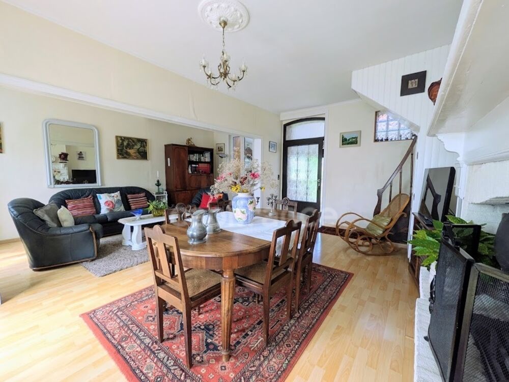 Exclusivité : Elégante maison bourgeoise de caractère de 81m2 avec dépendances et jardin clos, terrain de 698m2 - Secteur AUMALE