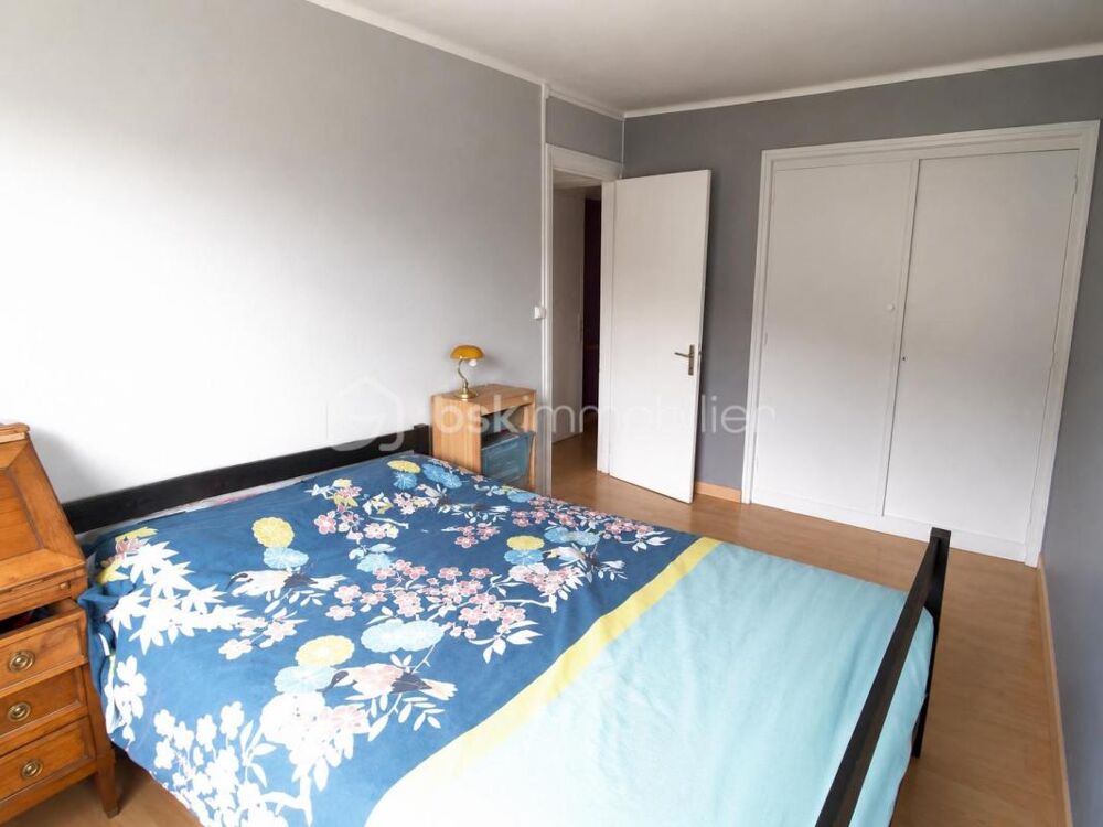 Maison semi individuelle 3 chambres garage grand jardin