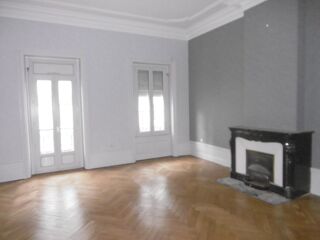  Appartement  louer 5 pices 163 m